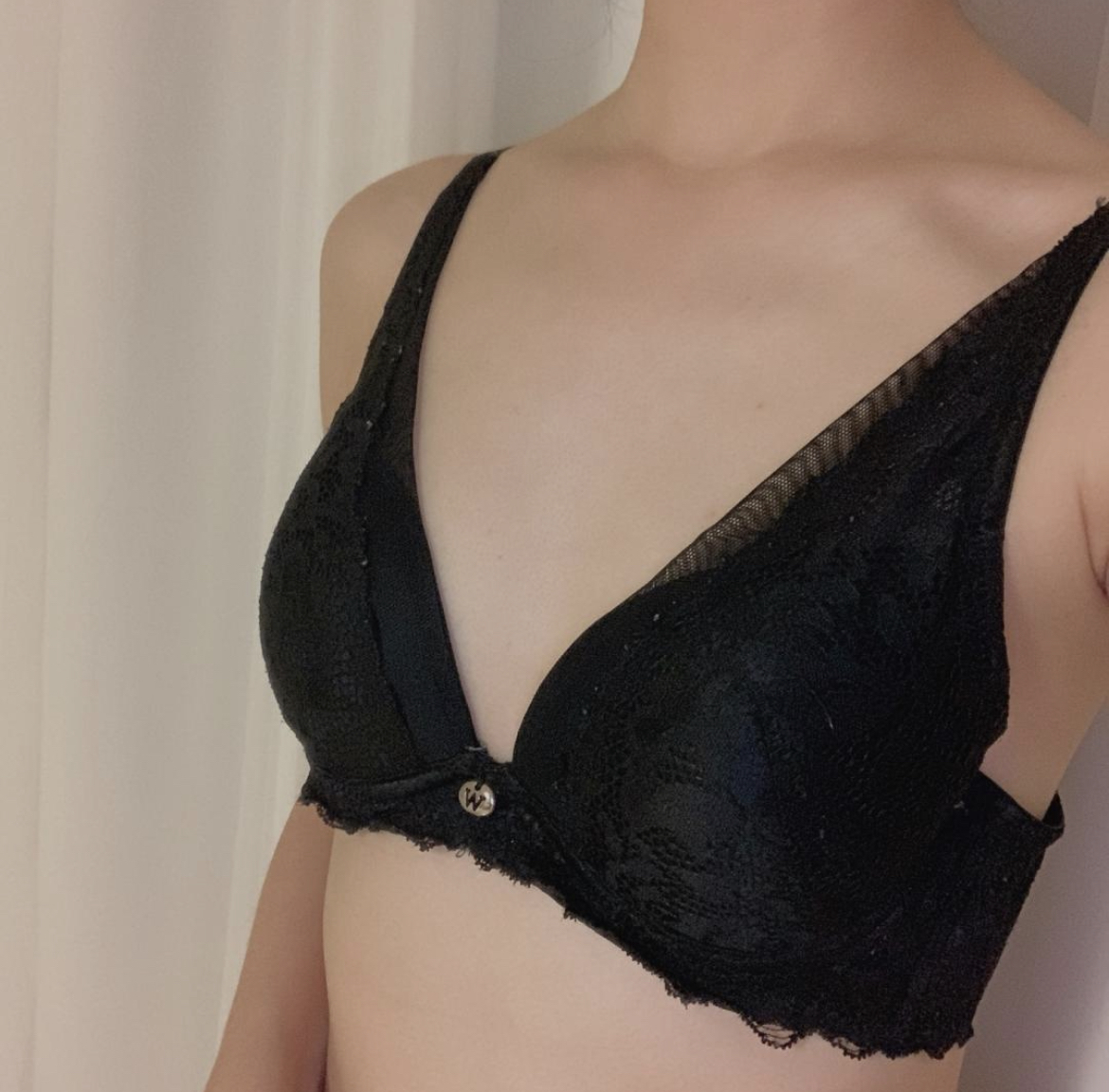 [가슴] 몬몬몽쉘 - 가슴